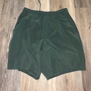 Lululemon Men’s Pacebreaker shorts. Size small. 7 inch inseam